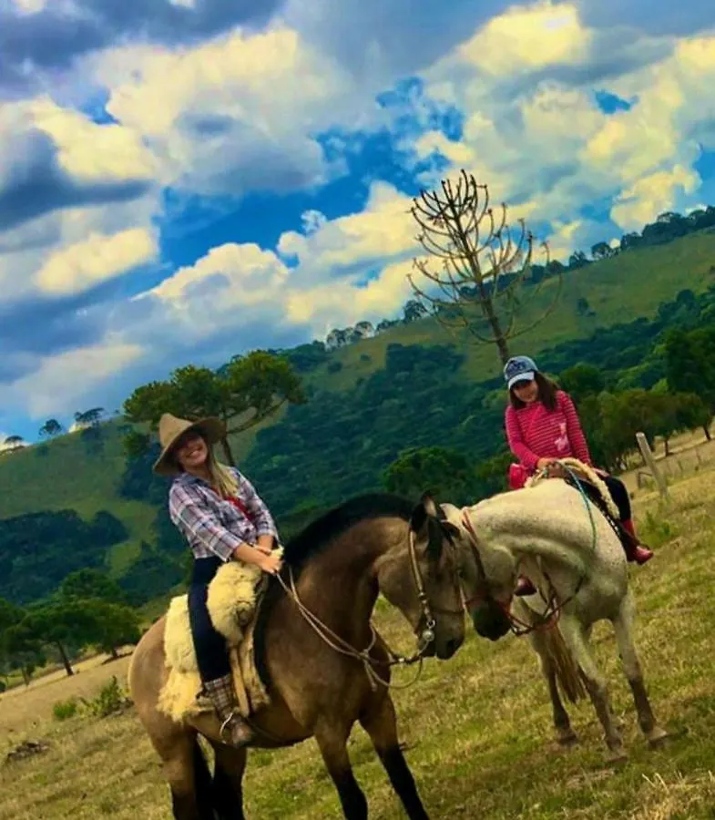 Quarto em Acomodações Particulares Casa De Campo Passo Do Tatu Urupema Brasil